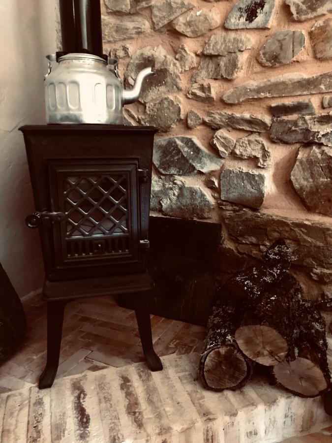 The Pilgrim Stone - Vegan B&B Rabanal del Camino Exterior photo