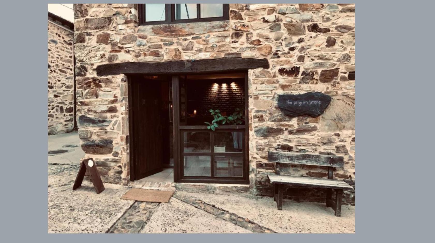 The Pilgrim Stone - Vegan B&B Rabanal del Camino Exterior photo