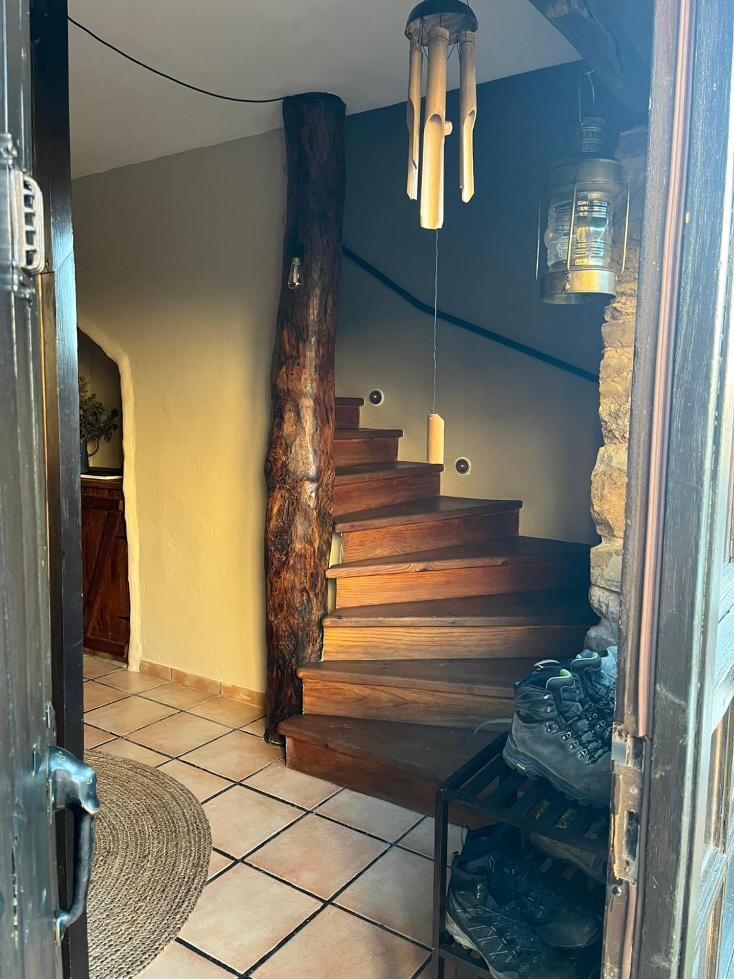 The Pilgrim Stone - Vegan B&B Rabanal del Camino Exterior photo