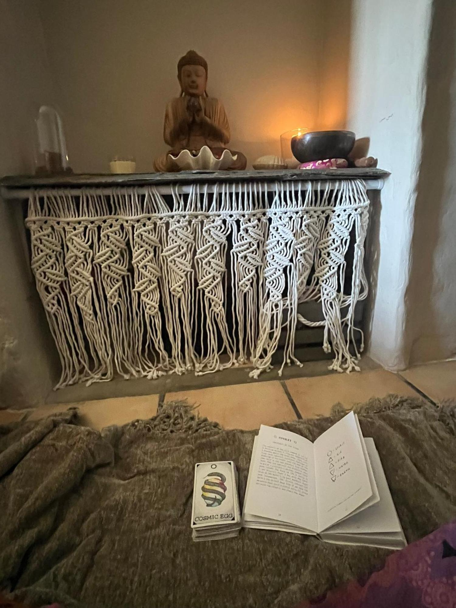 The Pilgrim Stone - Vegan B&B Rabanal del Camino Exterior photo